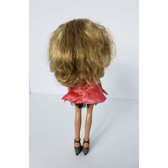 Vtg Bratz Doll Yasmin Funk N Glow Fashion Doll Golden Blond Hair Blue Eyes 2001 - Picture 4 of 8